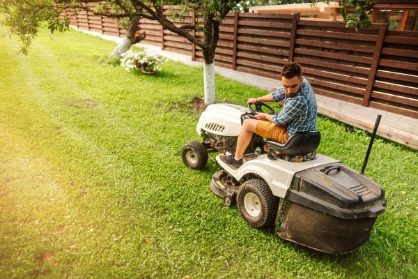 Cost of Industrial Lawn Mowing in Canton